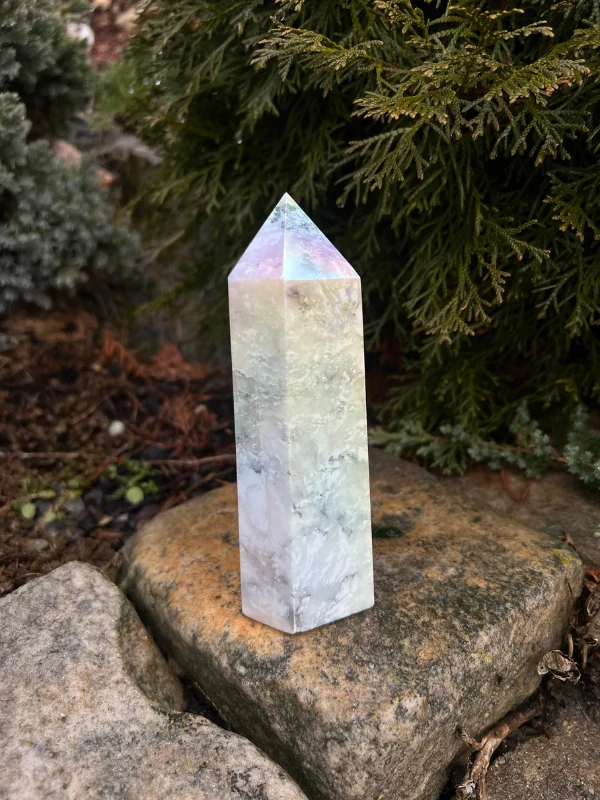 MAXI MAGNEZIT obelisk s aurou konkrétní kus č.2